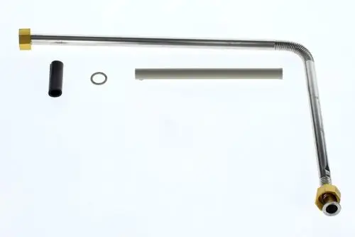 BOSCH Anschlussrohr aus Metall mit zwei angeschweißten Gewinden, einem gebogenen Abschnitt und mehreren kleinen Einzelteilen, die zur Montage gehören.